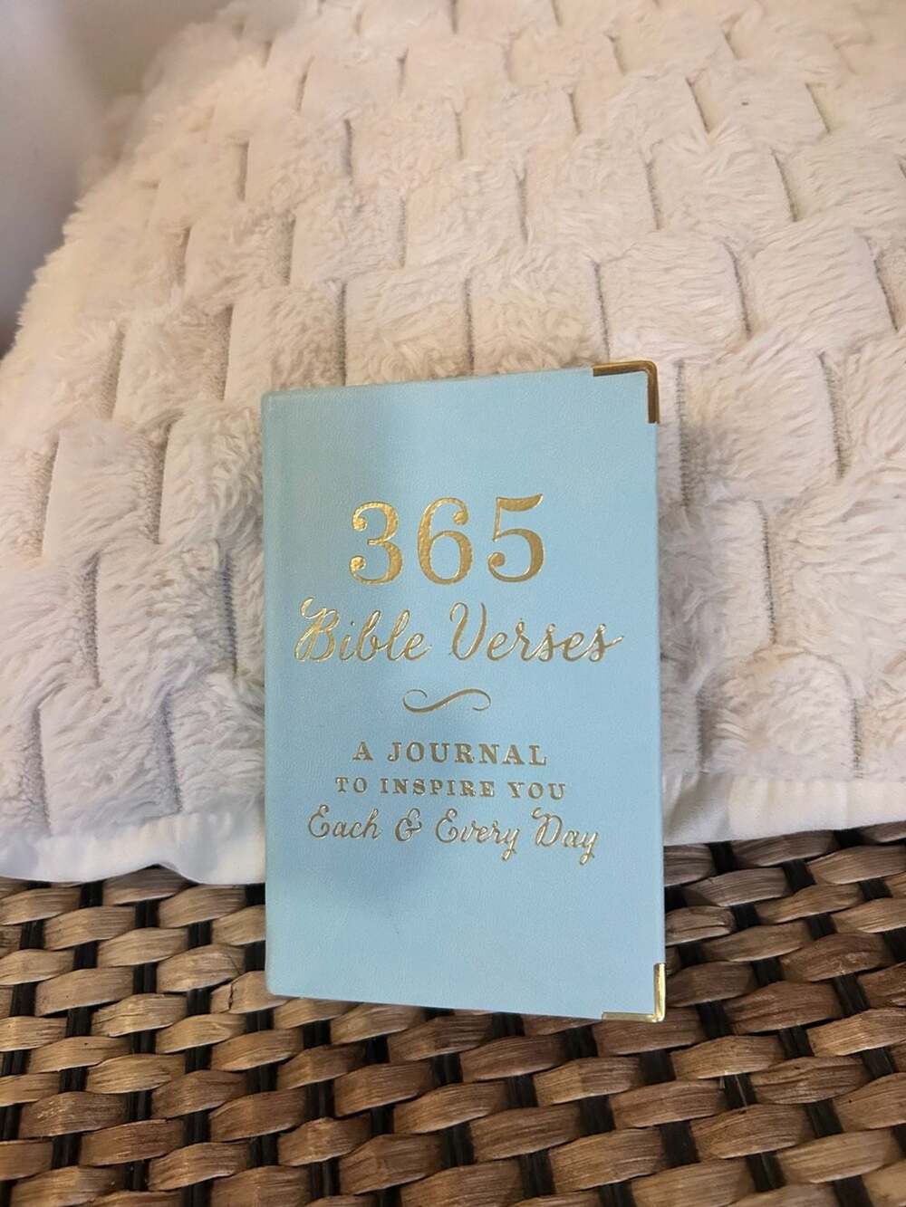Eccolo World Traveler Christian Collection 365 Bible Verses Journal
